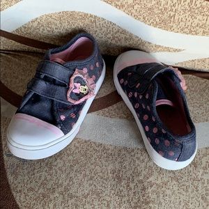 Minnie Mouse sneakers